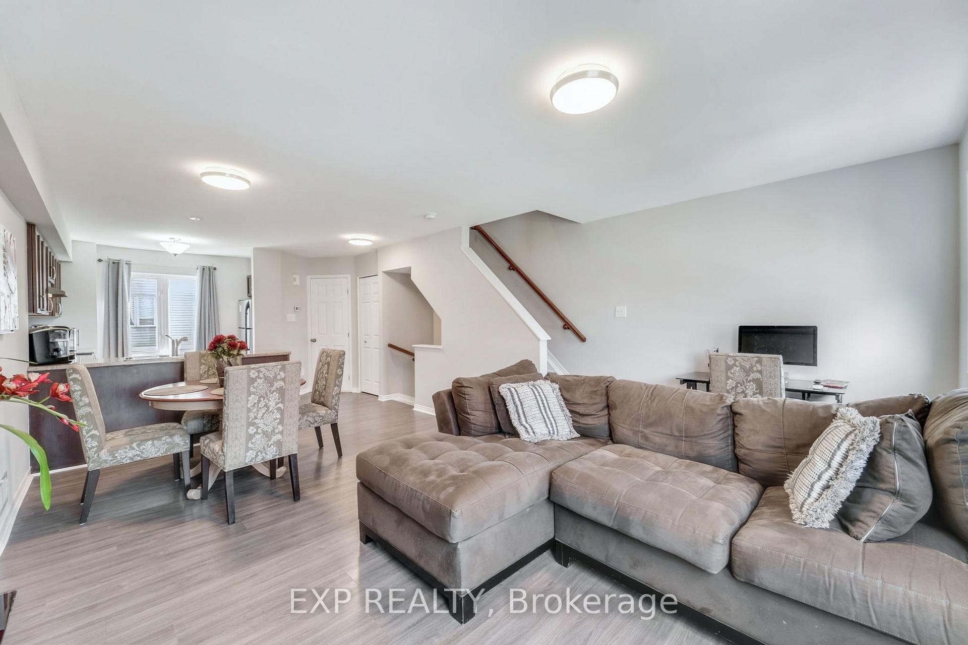 Photo 8 of 235 Kennevale Drive, Ottawa, Barrhaven - Cedargrove/Fraserdale — HOMEH