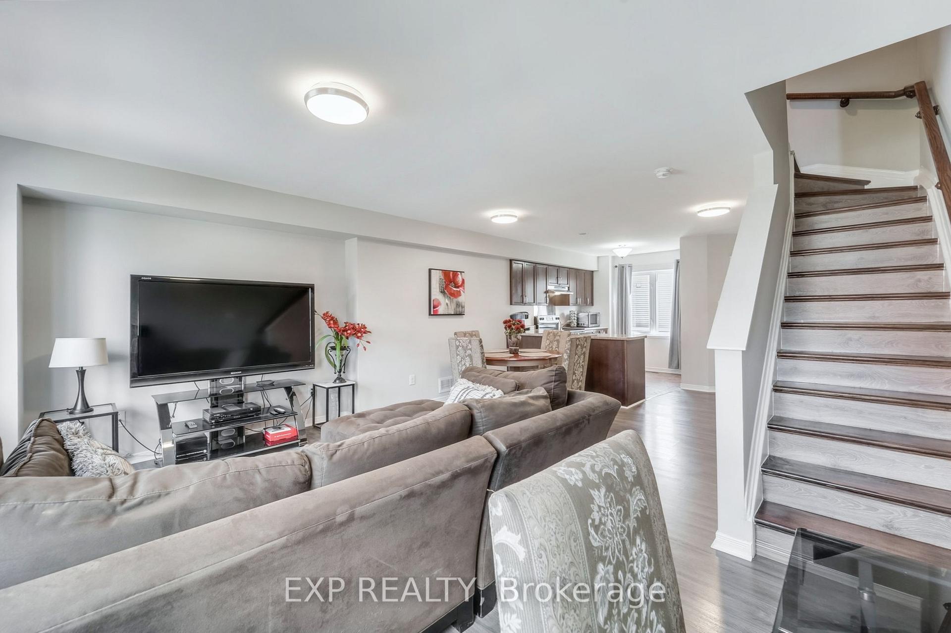 Photo 10 of 235 Kennevale Drive, Ottawa, Barrhaven - Cedargrove/Fraserdale — HOMEH