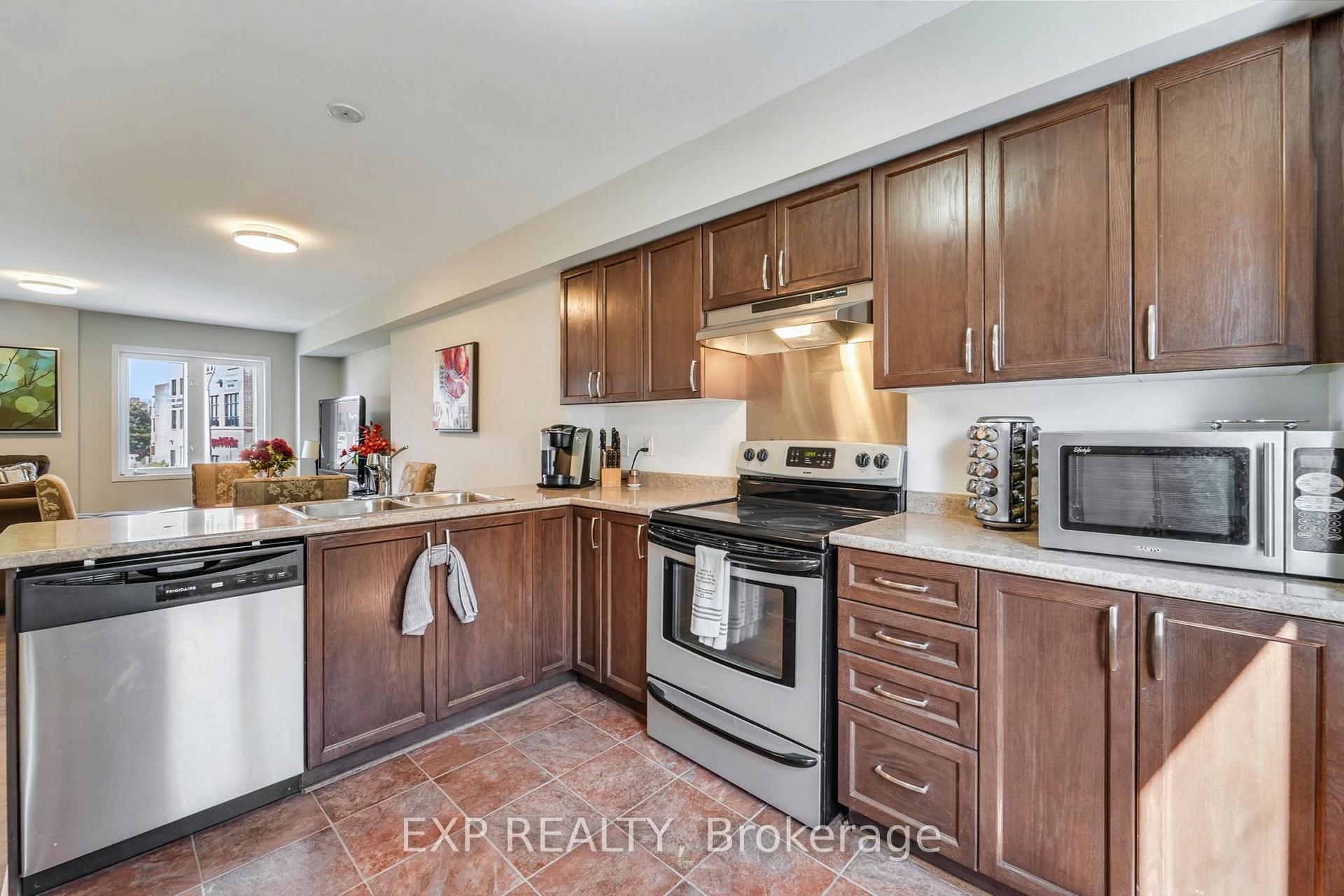 Photo 17 of 235 Kennevale Drive, Ottawa, Barrhaven - Cedargrove/Fraserdale — HOMEH