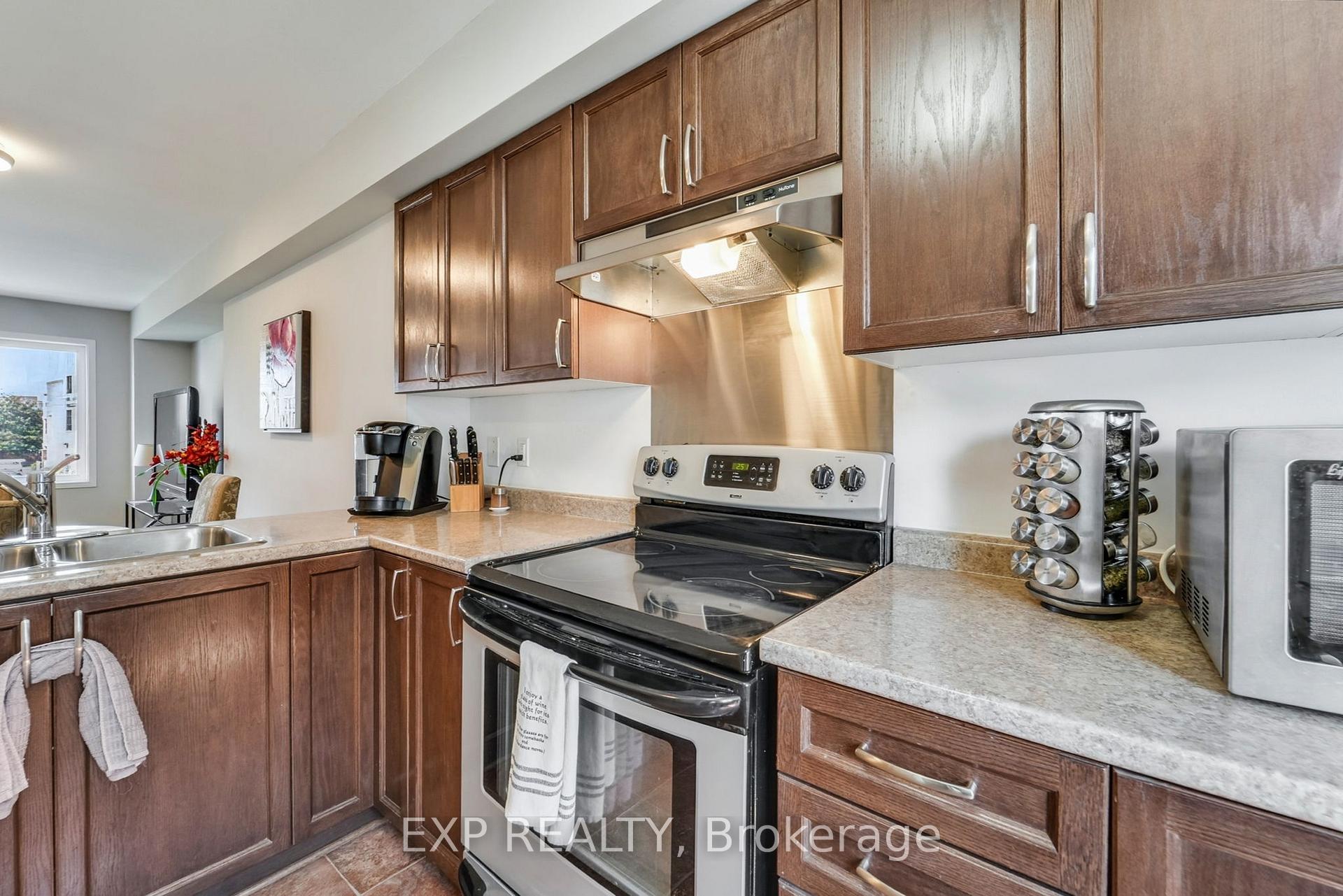 Photo 19 of 235 Kennevale Drive, Ottawa, Barrhaven - Cedargrove/Fraserdale — HOMEH