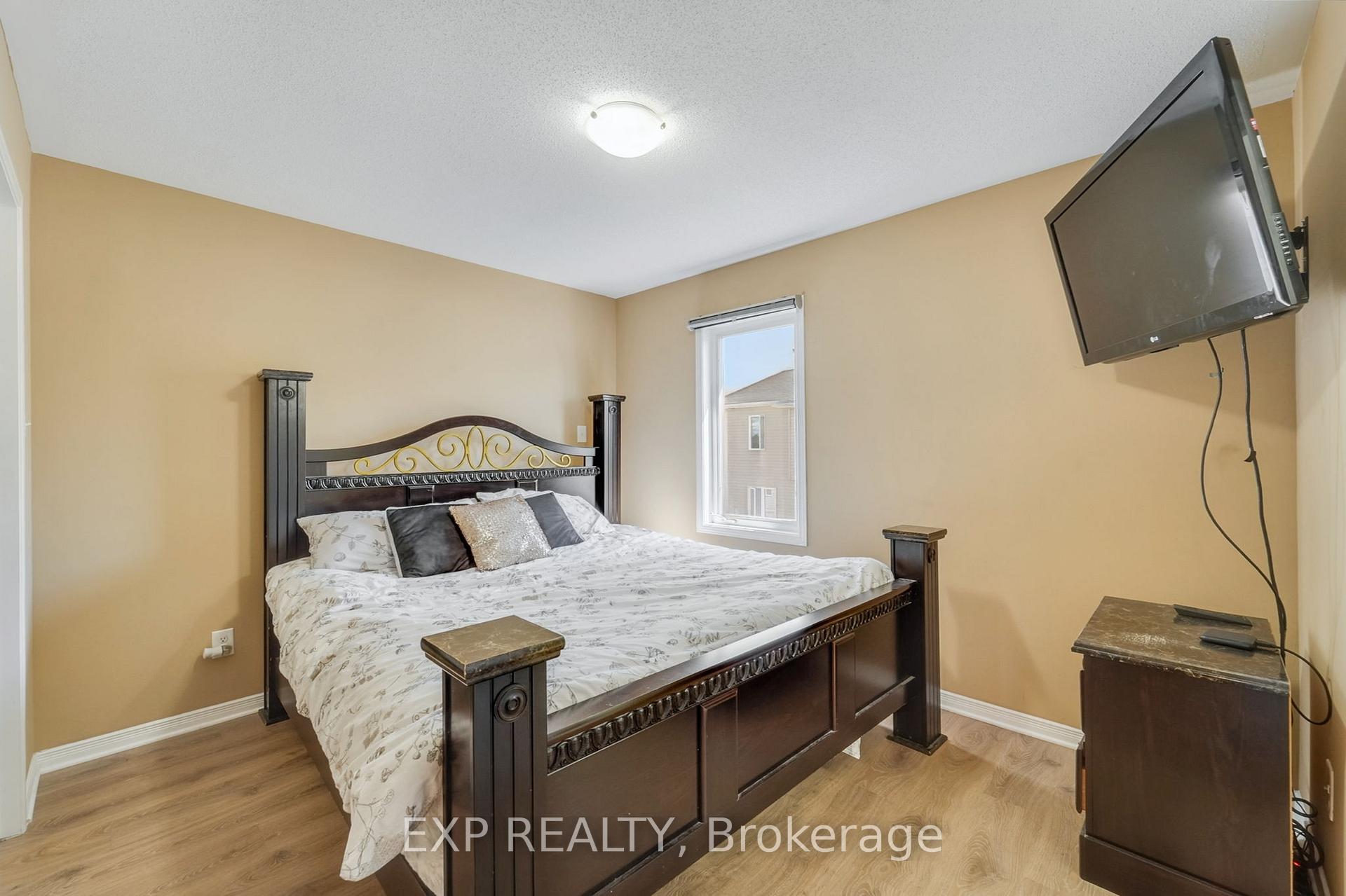 Photo 24 of 235 Kennevale Drive, Ottawa, Barrhaven - Cedargrove/Fraserdale — HOMEH
