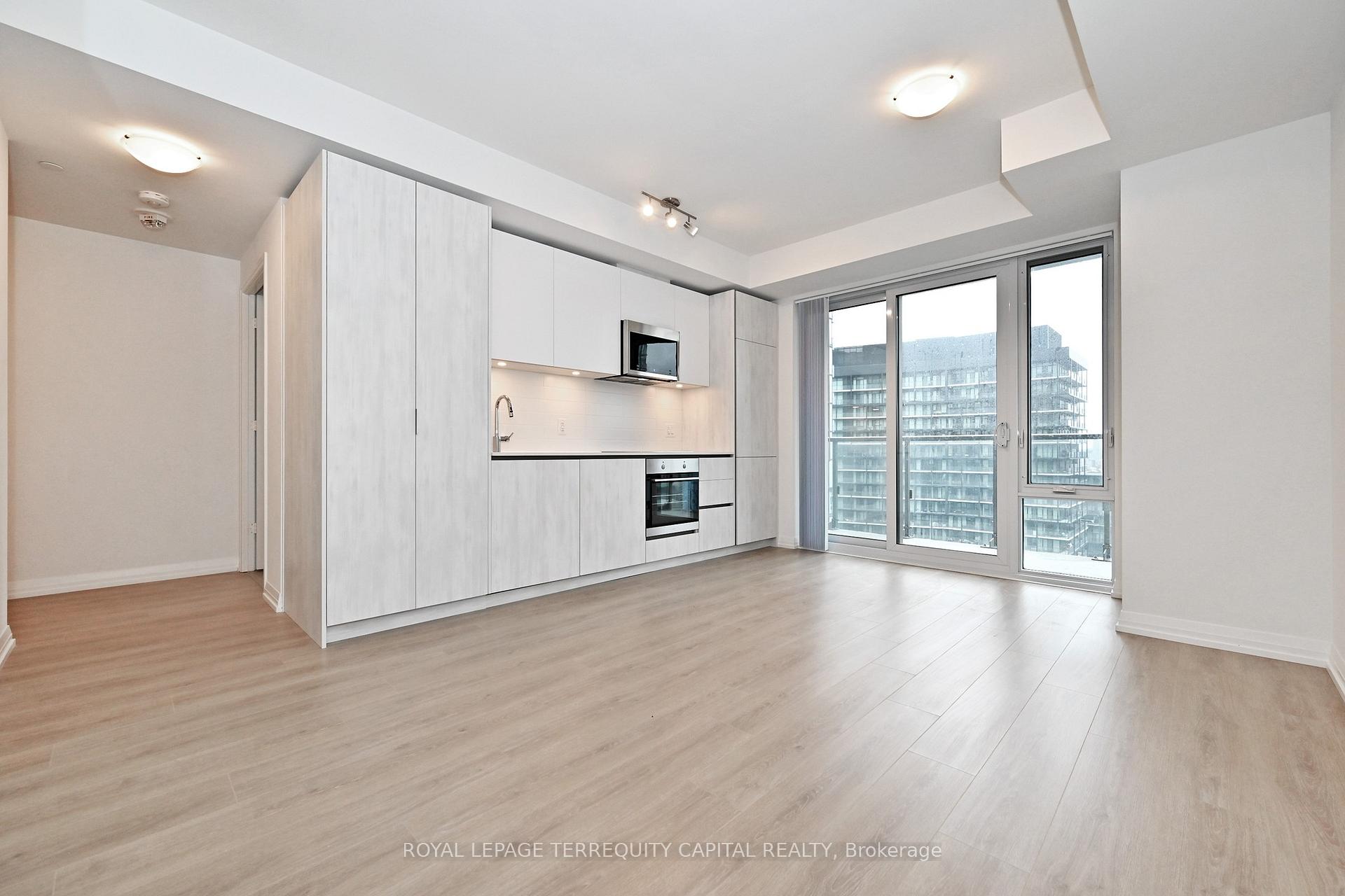 Photo 8 of Unit 3526, 28 Widmer Street, Toronto, Waterfront Communities — HOMEH