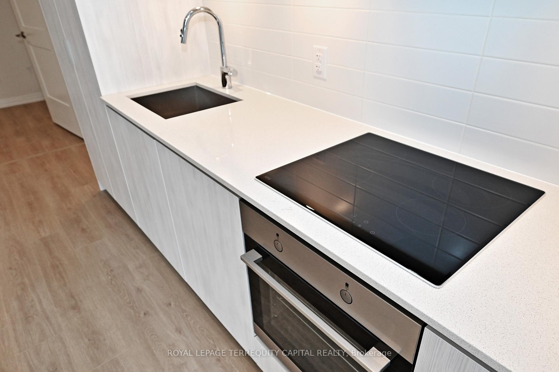 Photo 11 of Unit 3526, 28 Widmer Street, Toronto, Waterfront Communities — HOMEH