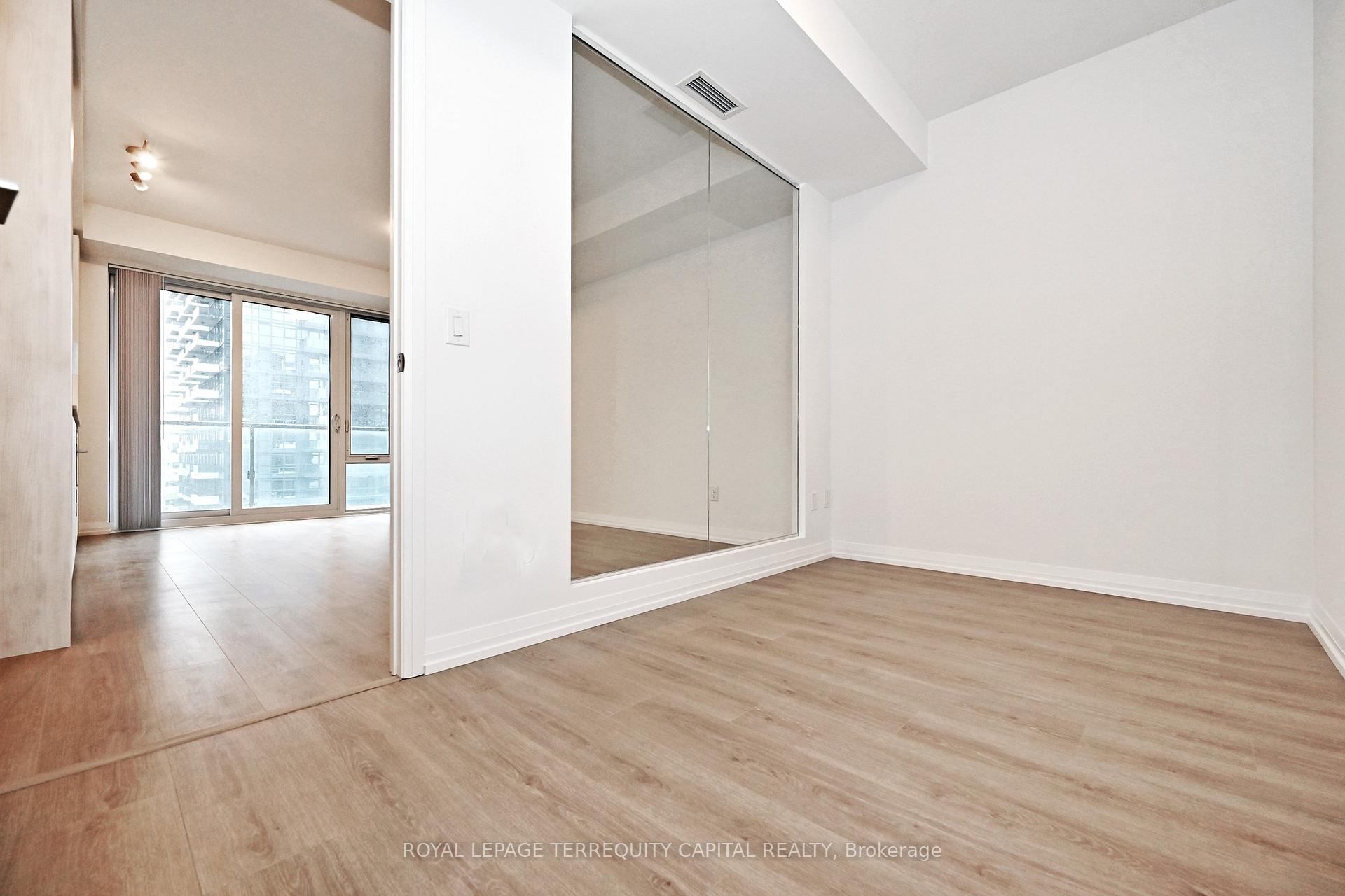 Photo 22 of Unit 3526, 28 Widmer Street, Toronto, Waterfront Communities — HOMEH