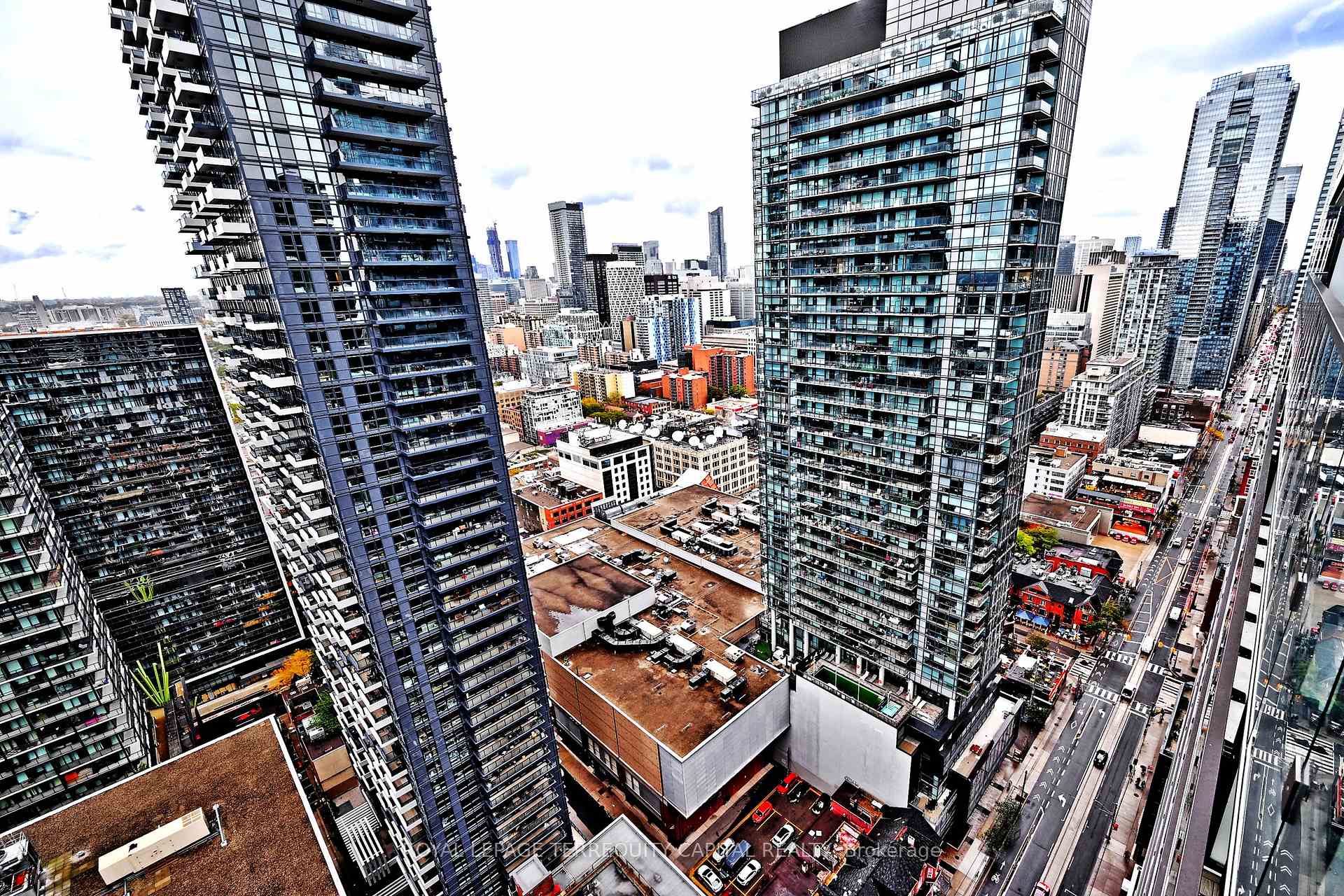 Photo 29 of Unit 3526, 28 Widmer Street, Toronto, Waterfront Communities — HOMEH