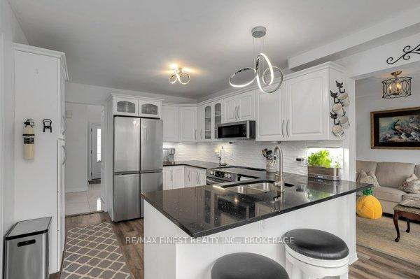 Photo 6 of 675 Arthur Street, Gananoque — HOMEH