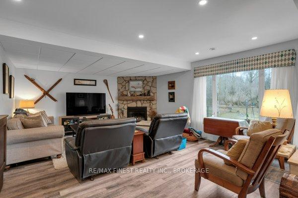 Photo 36 of 675 Arthur Street, Gananoque — HOMEH