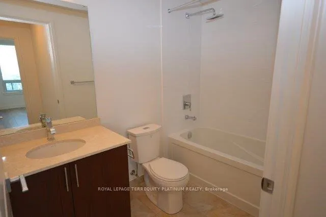 Photo 6 of Unit 1515, 7167 Yonge Street, Markham, Thornhill — HOMEH