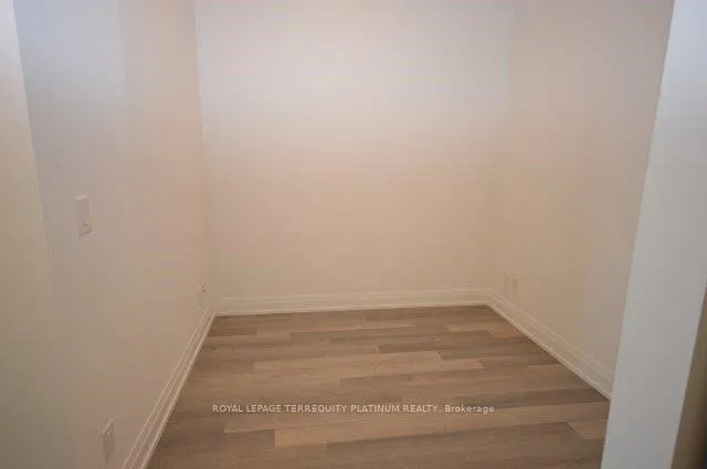 Photo 7 of Unit 1515, 7167 Yonge Street, Markham, Thornhill — HOMEH