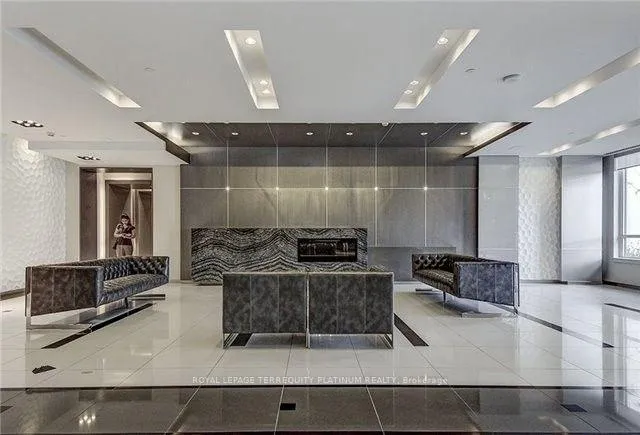 Photo 15 of Unit 1515, 7167 Yonge Street, Markham, Thornhill — HOMEH