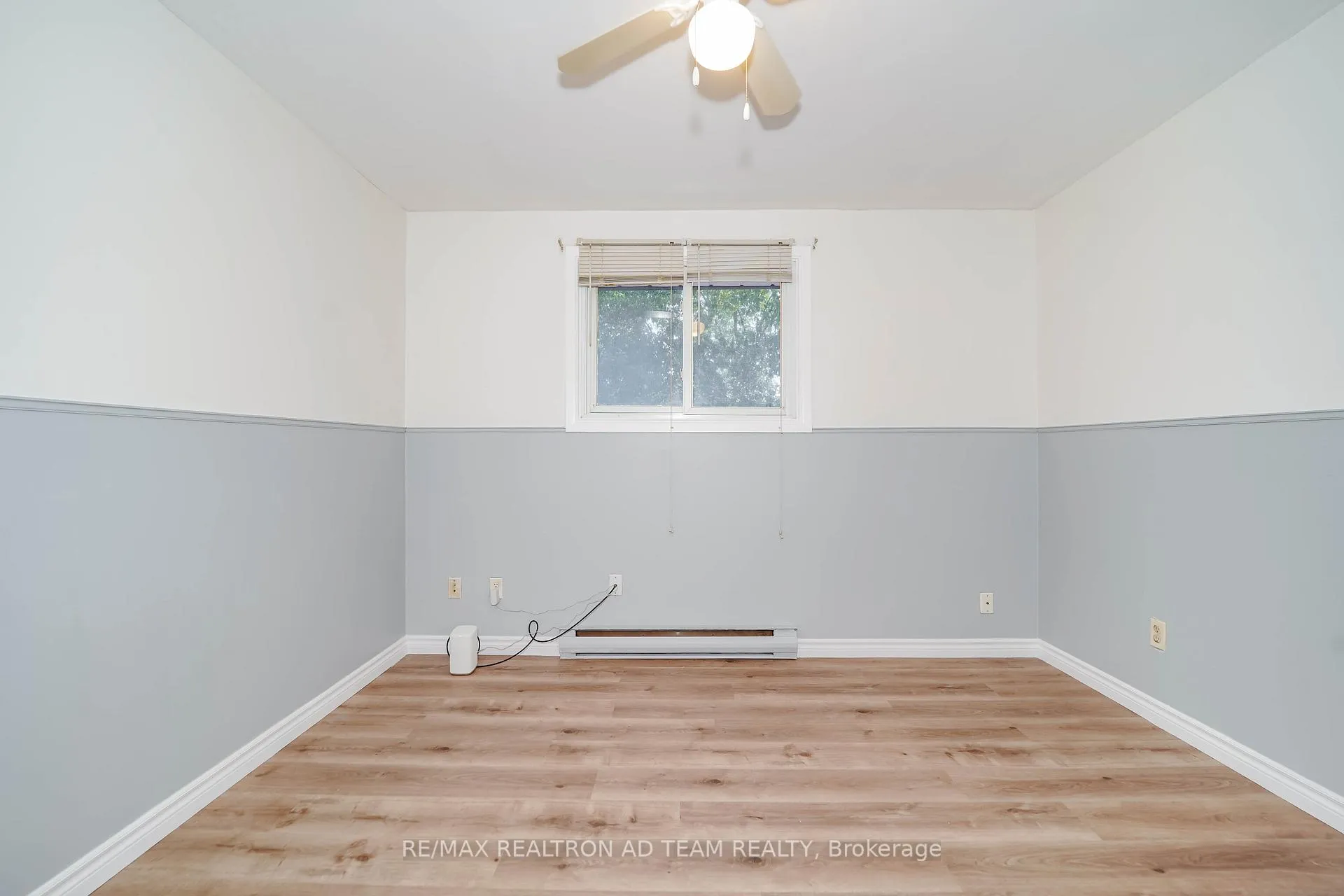 Photo 17 of 20 Little Avenue, Clarington, Bowmanville — HOMEH
