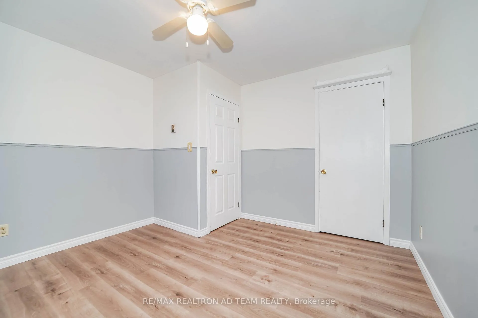 Photo 18 of 20 Little Avenue, Clarington, Bowmanville — HOMEH