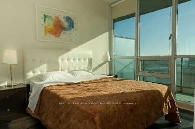Photo 9 of Unit 2008, 33 Bay Street, Toronto, Waterfront Communities — HOMEH