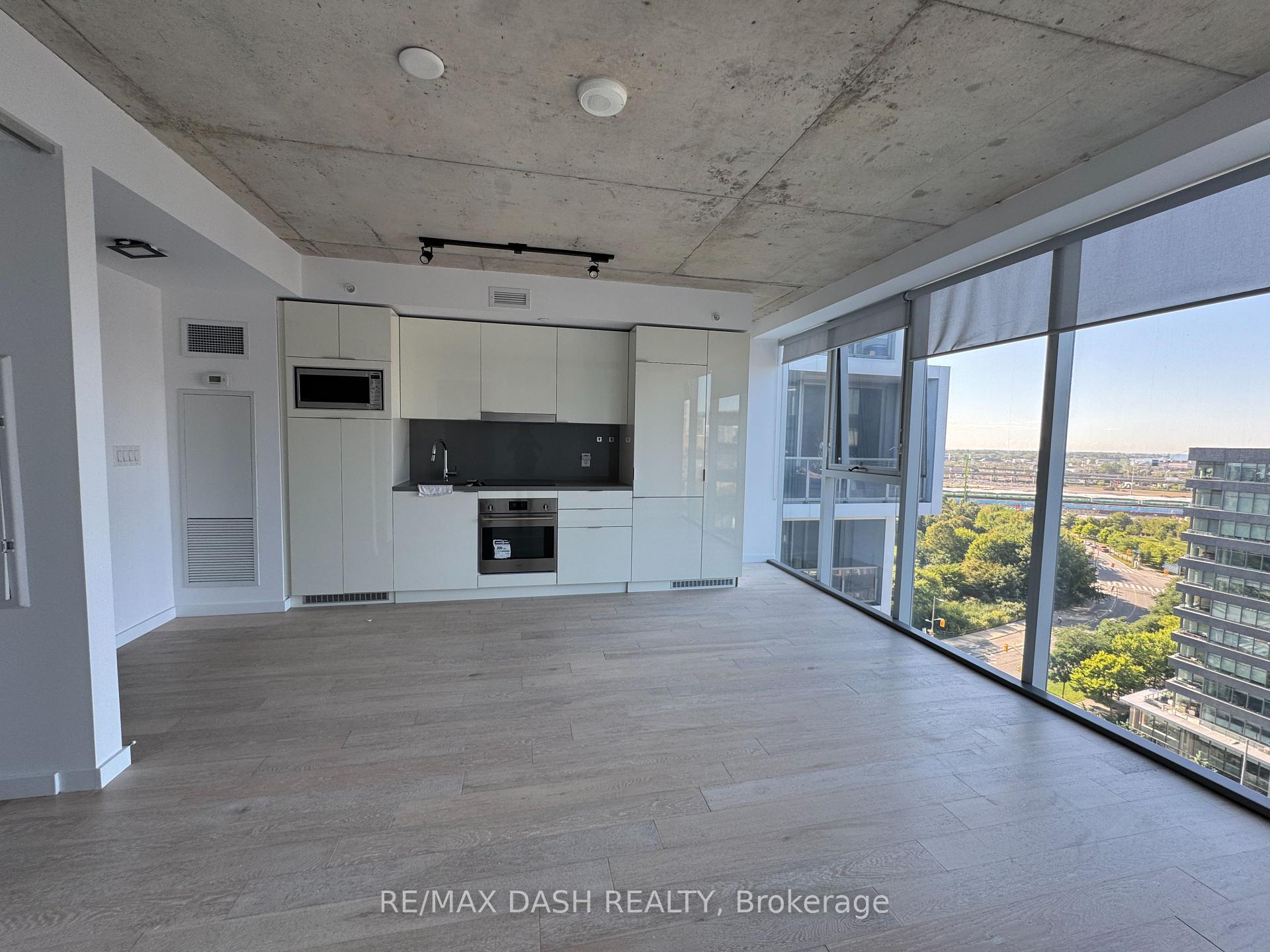Photo 6 of Unit 1203, 170 Bayview Avenue, Toronto, Waterfront Communities — HOMEH
