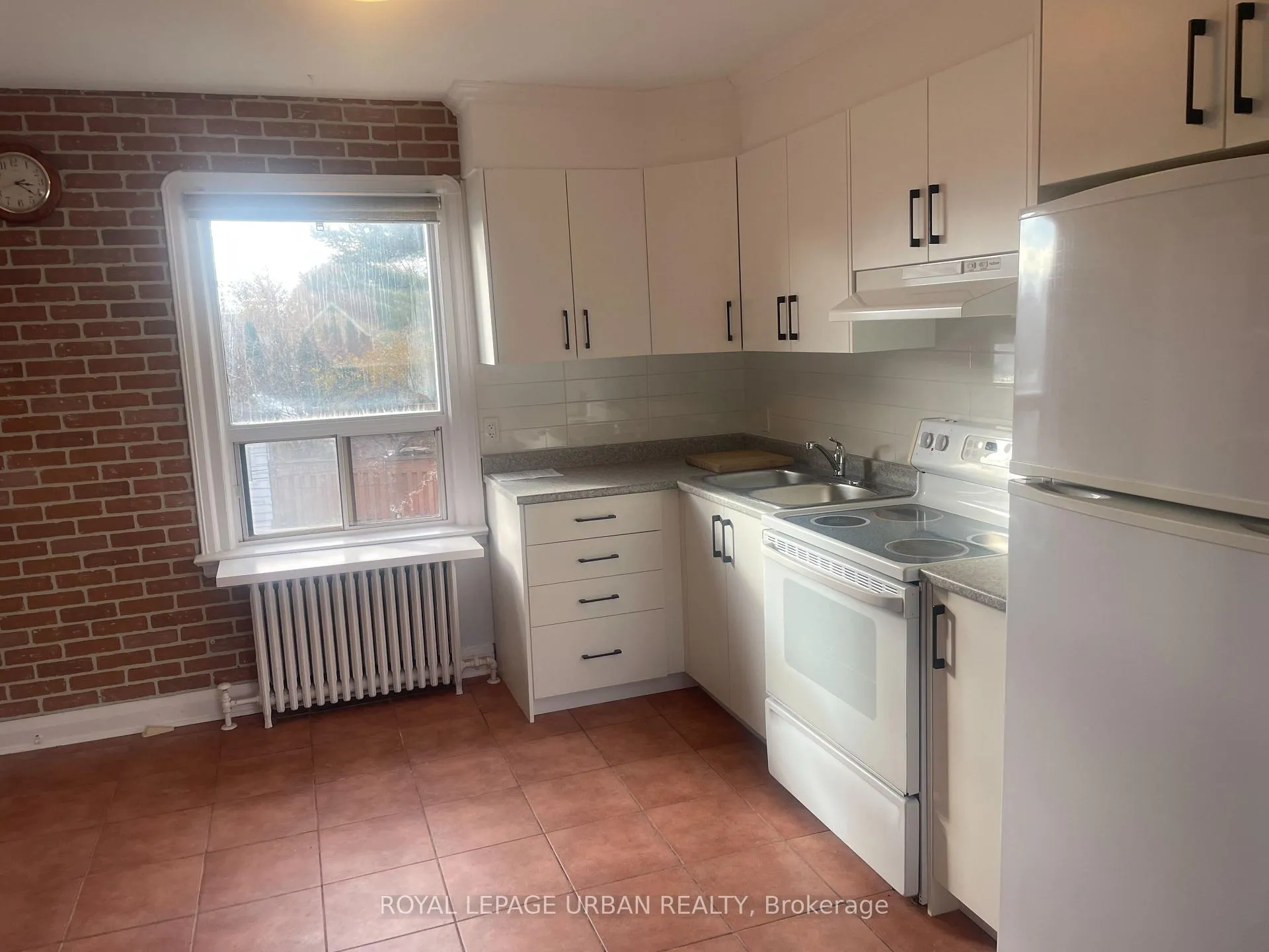 Photo 3 of Unit 2, 362 O'Connor Drive, Toronto, O'Connor-Parkview — HOMEH