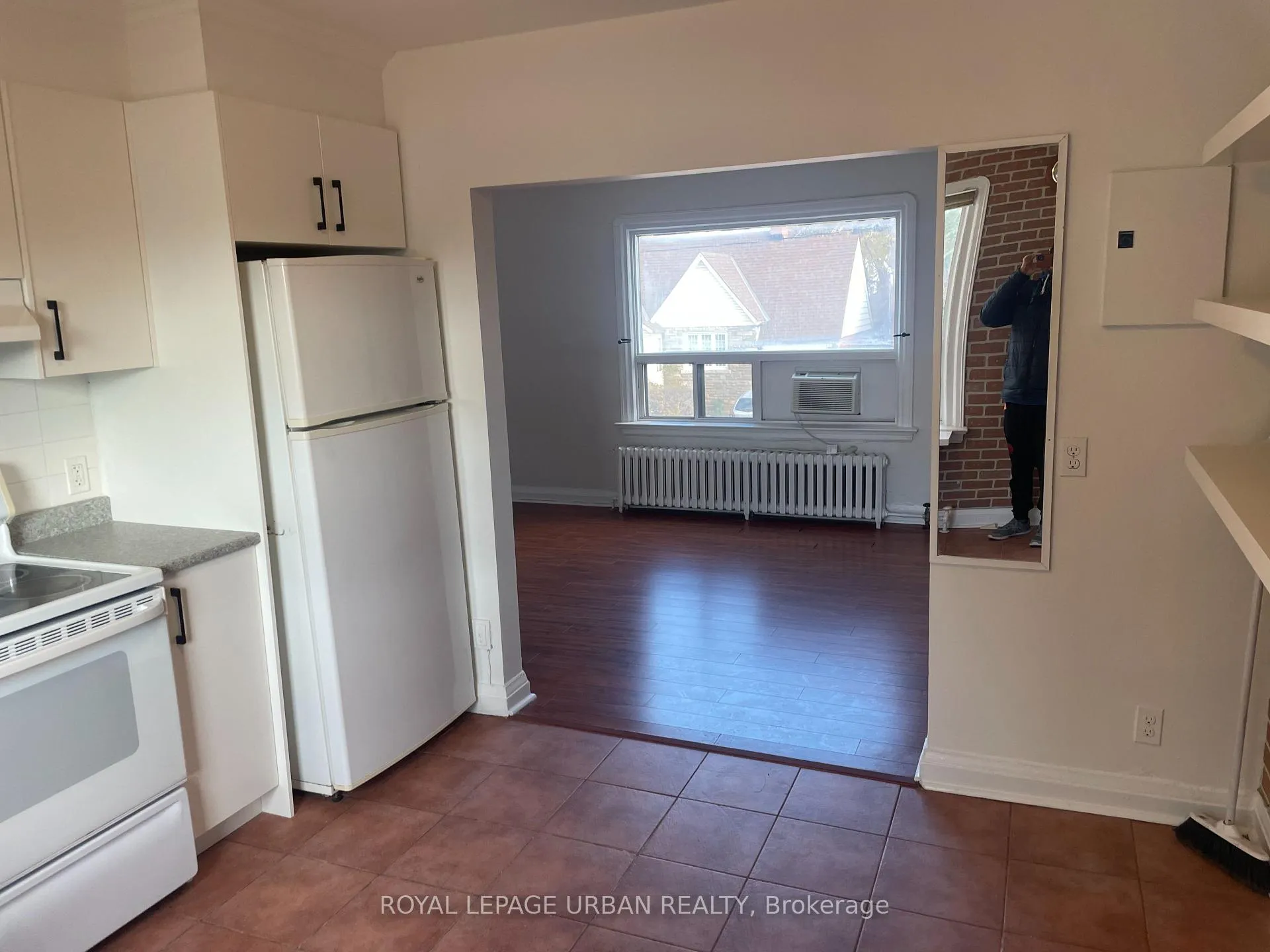 Photo 4 of Unit 2, 362 O'Connor Drive, Toronto, O'Connor-Parkview — HOMEH
