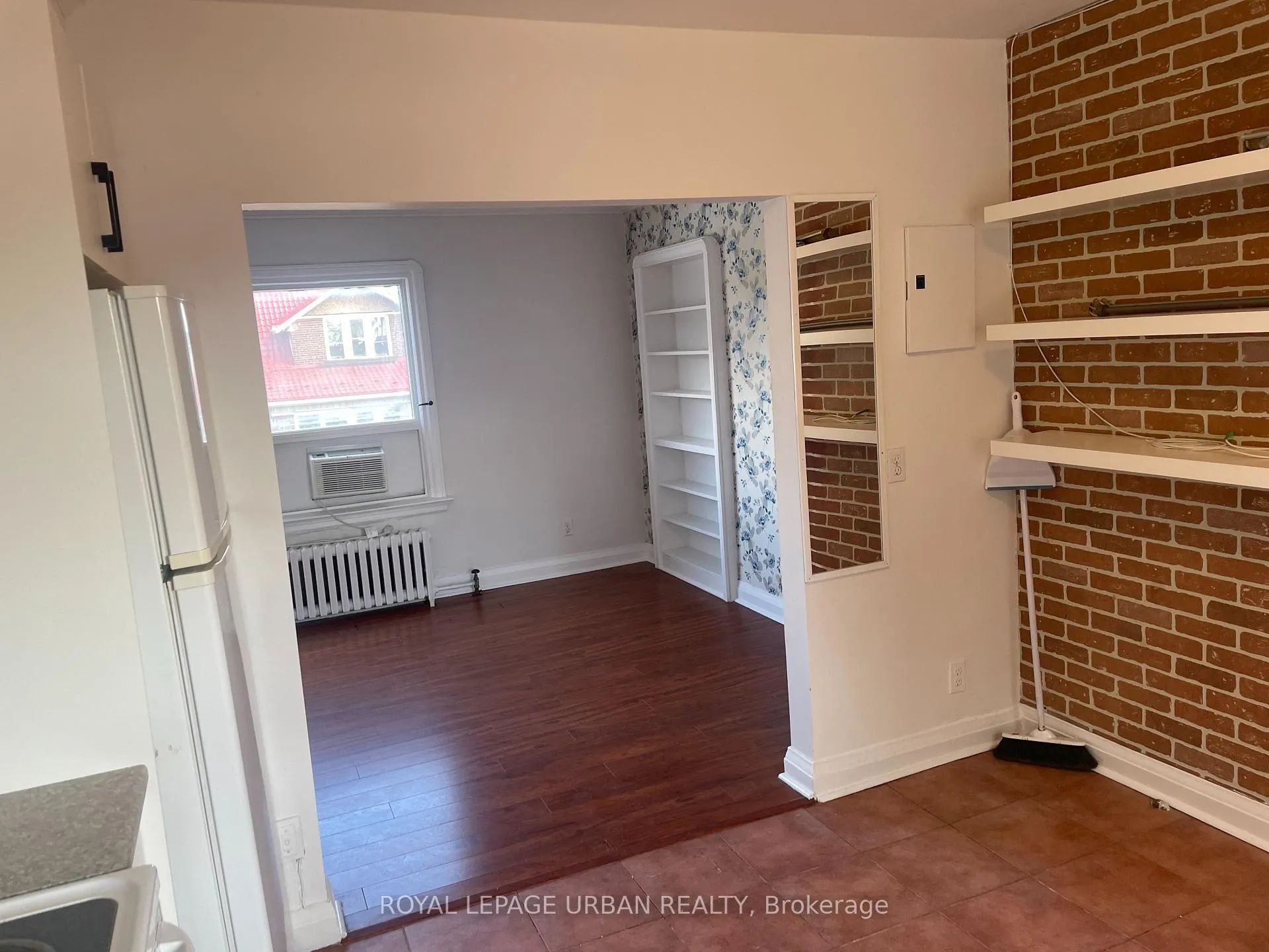 Photo 5 of Unit 2, 362 O'Connor Drive, Toronto, O'Connor-Parkview — HOMEH