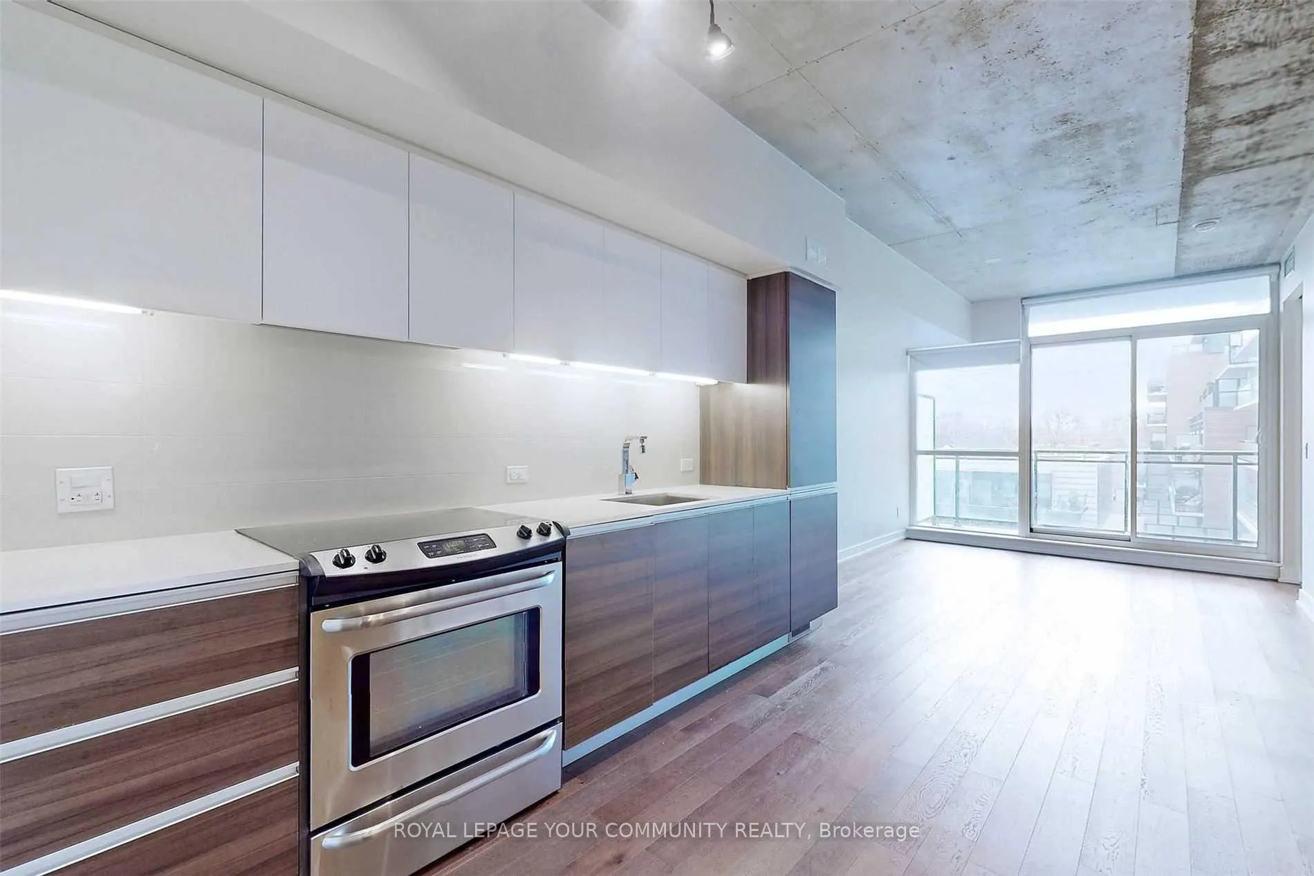 Front of Unit 531, 1190 Dundas Street E