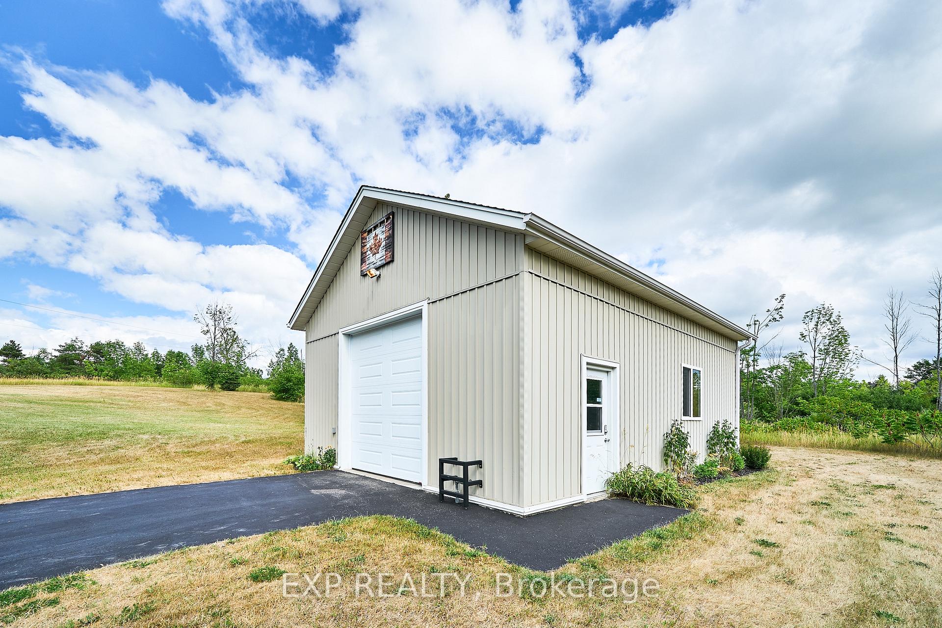 Photo 14 of 2317 Hillview Drive, Cavan Monaghan, Cavan Twp — HOMEH