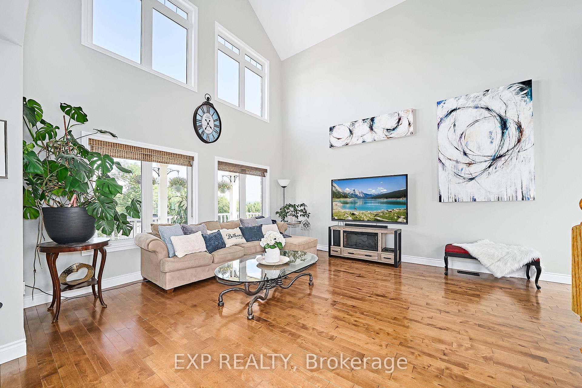 Photo 20 of 2317 Hillview Drive, Cavan Monaghan, Cavan Twp — HOMEH