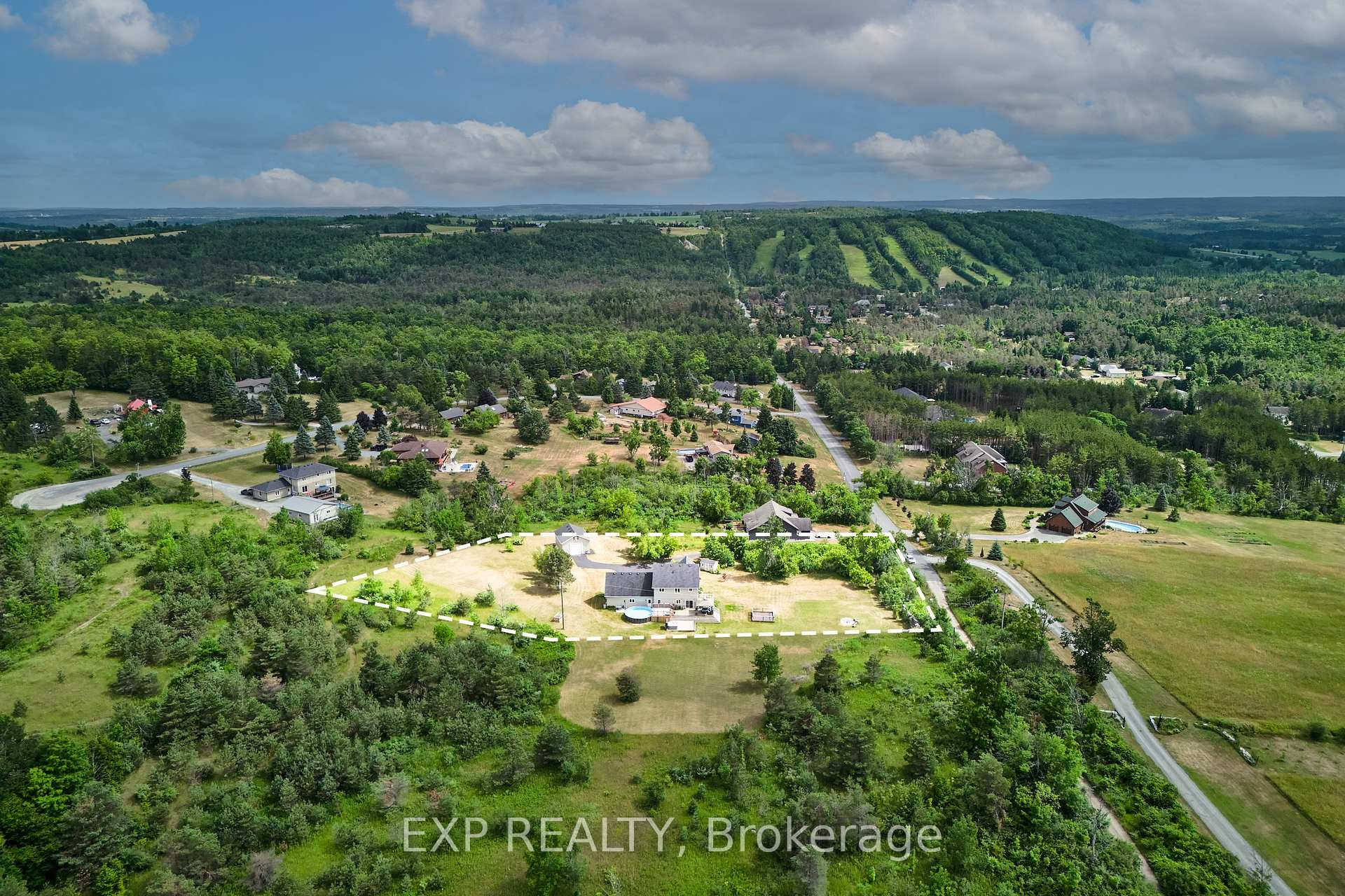 Photo 41 of 2317 Hillview Drive, Cavan Monaghan, Cavan Twp — HOMEH