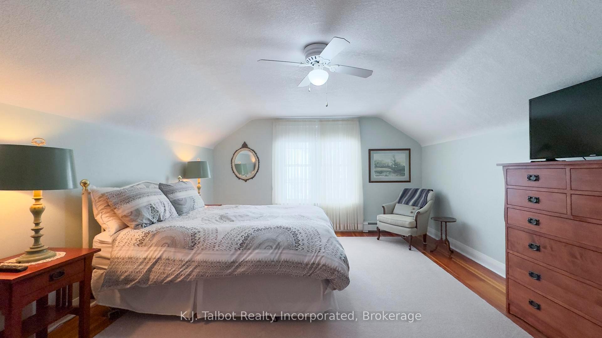 Photo 27 of 101 Waterloo Street N, Goderich, Goderich (Town) — HOMEH