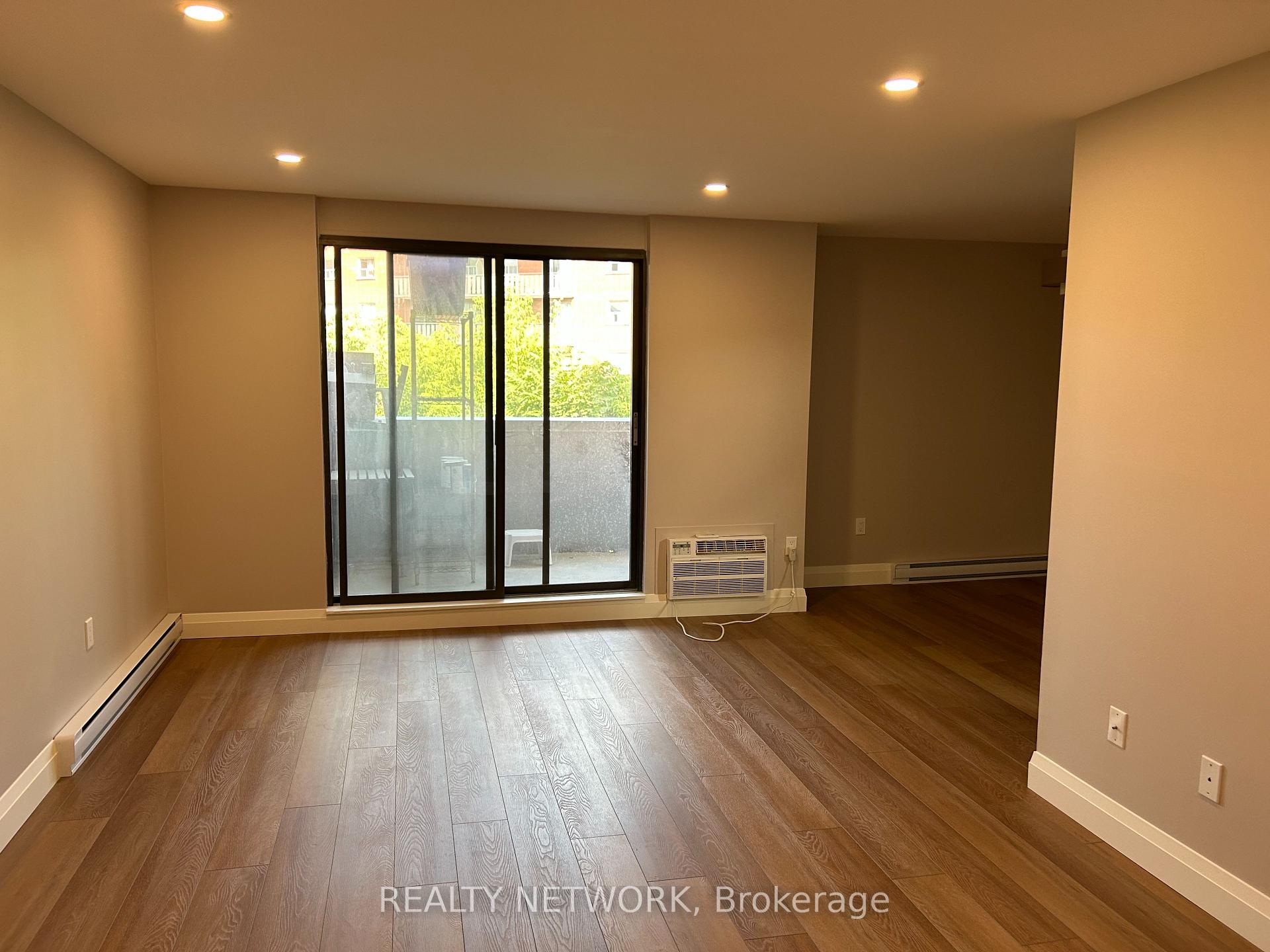 Photo 2 of Unit 302, 23 Main Street, Hamilton, Dundas — HOMEH