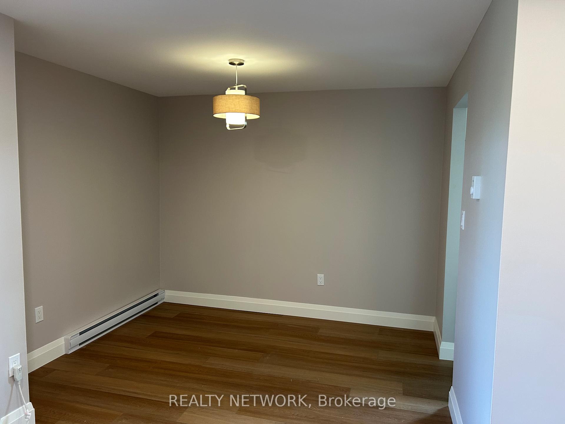 Photo 5 of Unit 302, 23 Main Street, Hamilton, Dundas — HOMEH