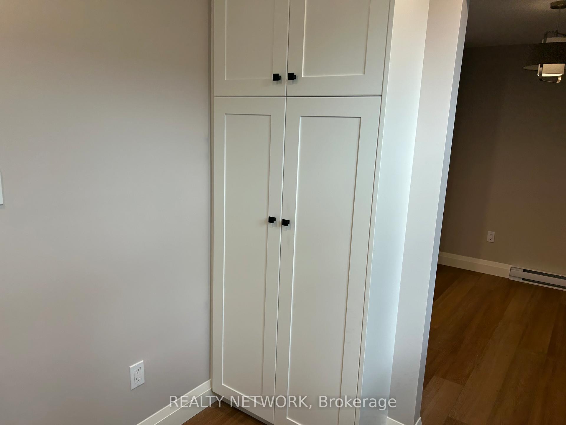 Photo 8 of Unit 302, 23 Main Street, Hamilton, Dundas — HOMEH