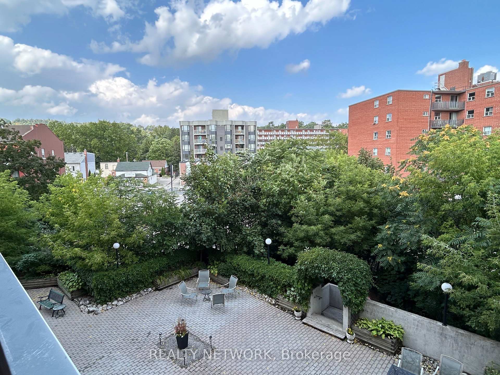 Photo 10 of Unit 302, 23 Main Street, Hamilton, Dundas — HOMEH