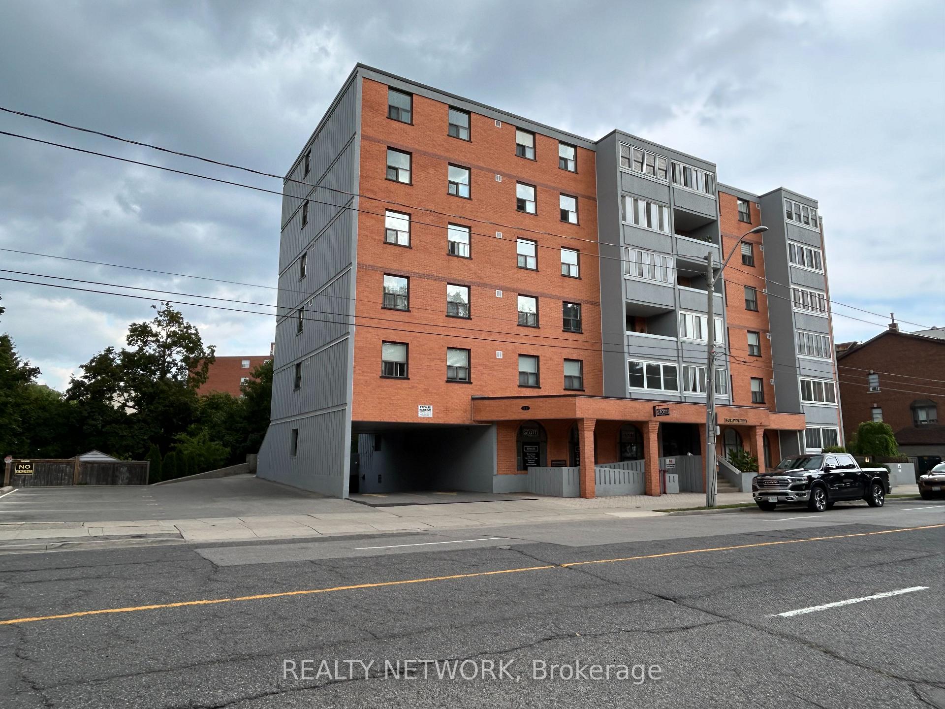 Photo 11 of Unit 302, 23 Main Street, Hamilton, Dundas — HOMEH