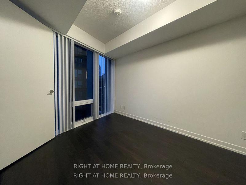 Photo 5 of Unit 1709, 60 Shuter Street, Toronto, Church-Yonge Corridor — HOMEH
