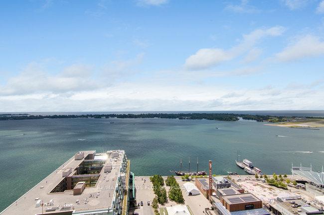 Photo 2 of Unit 3206, 208 Queens Quay W, Toronto, Waterfront Communities — HOMEH