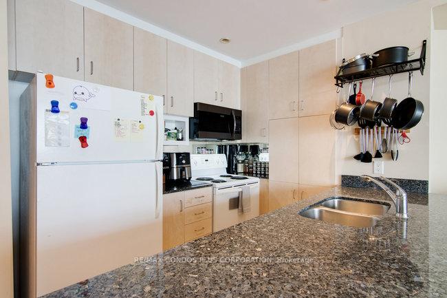 Photo 11 of Unit 3206, 208 Queens Quay W, Toronto, Waterfront Communities — HOMEH