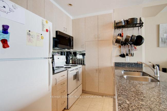 Photo 12 of Unit 3206, 208 Queens Quay W, Toronto, Waterfront Communities — HOMEH