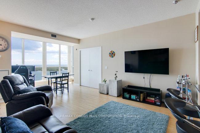 Photo 16 of Unit 3206, 208 Queens Quay W, Toronto, Waterfront Communities — HOMEH