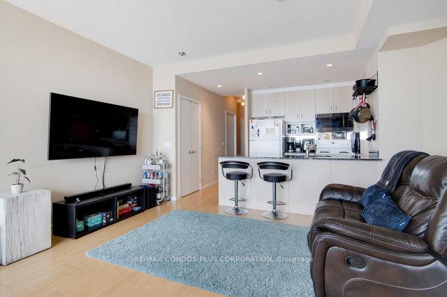 Photo 19 of Unit 3206, 208 Queens Quay W, Toronto, Waterfront Communities — HOMEH
