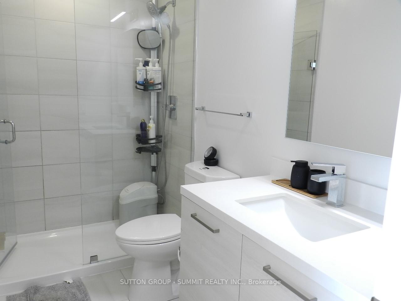 Photo 8 of Unit 1607, 12 Gandhi Lane, Markham, Commerce Valley — HOMEH