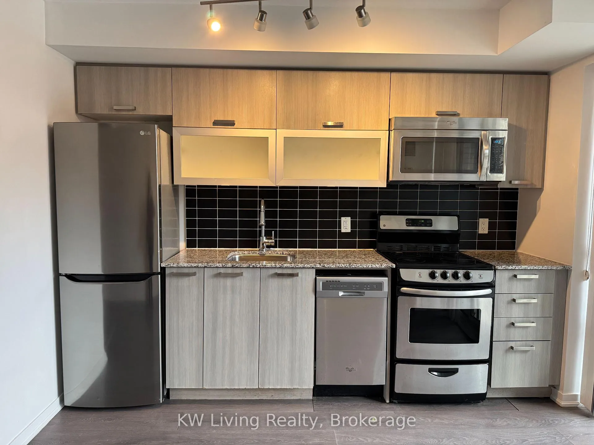 Photo 2 of Unit 348, 68 Abell Street, Toronto, Little Portugal — HOMEH