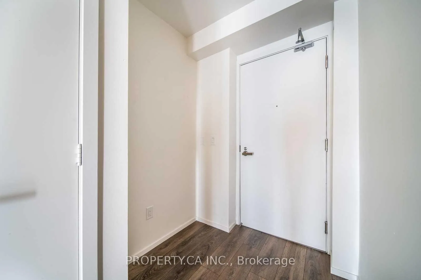 Photo 2 of Unit 2002, 159 Dundas Street E, Toronto, Church-Yonge Corridor — HOMEH