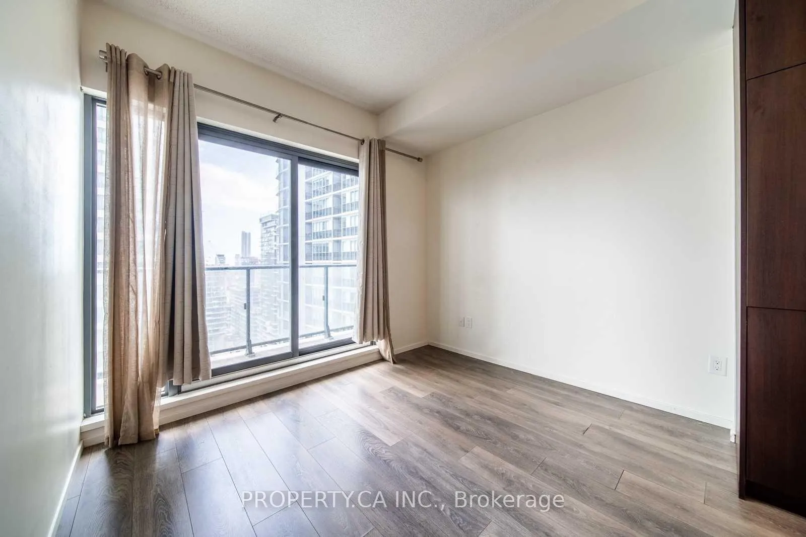Photo 8 of Unit 2002, 159 Dundas Street E, Toronto, Church-Yonge Corridor — HOMEH
