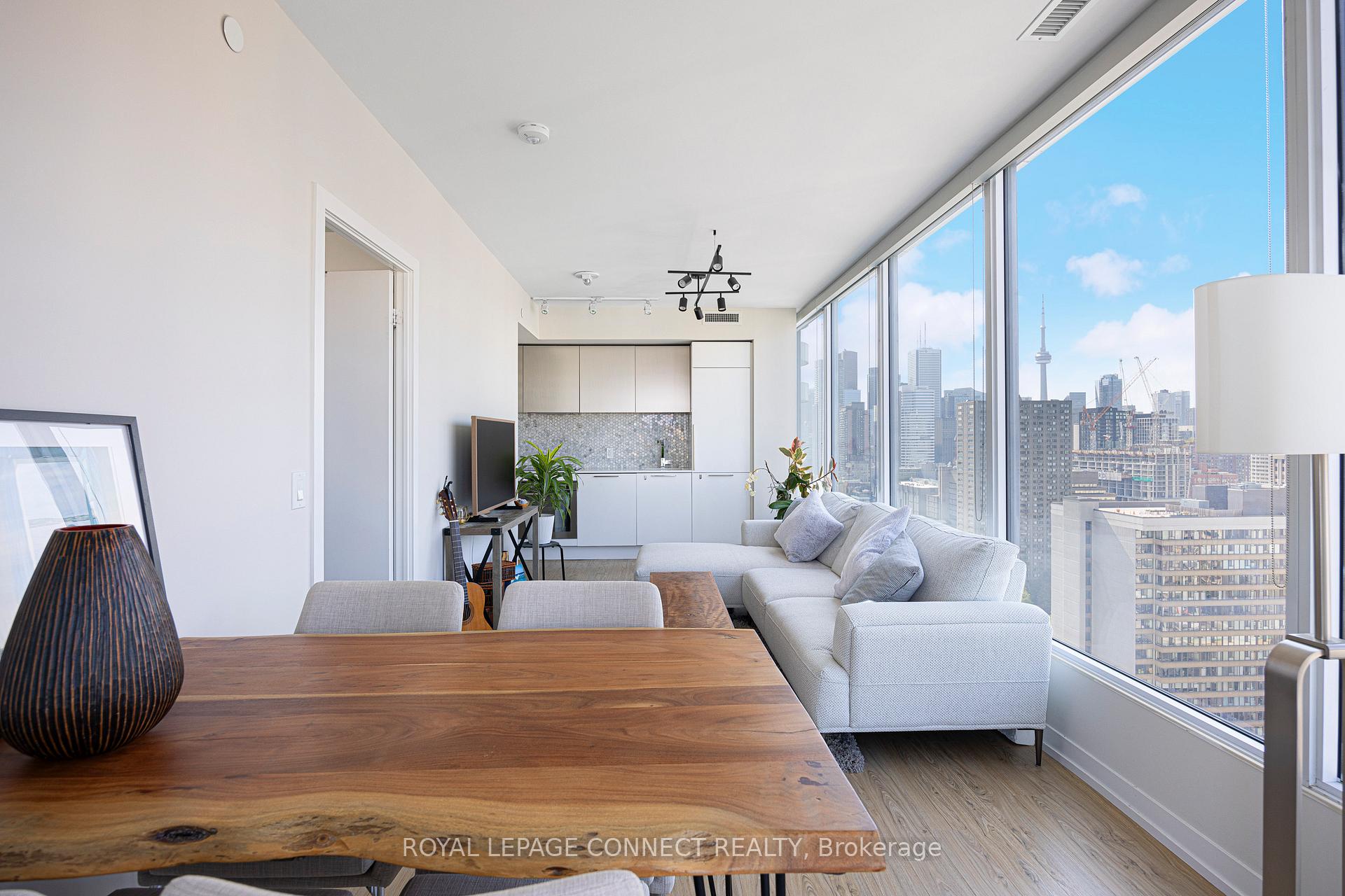 Photo 7 of Unit 2806, 85 Wood Street, Toronto, Church-Yonge Corridor — HOMEH