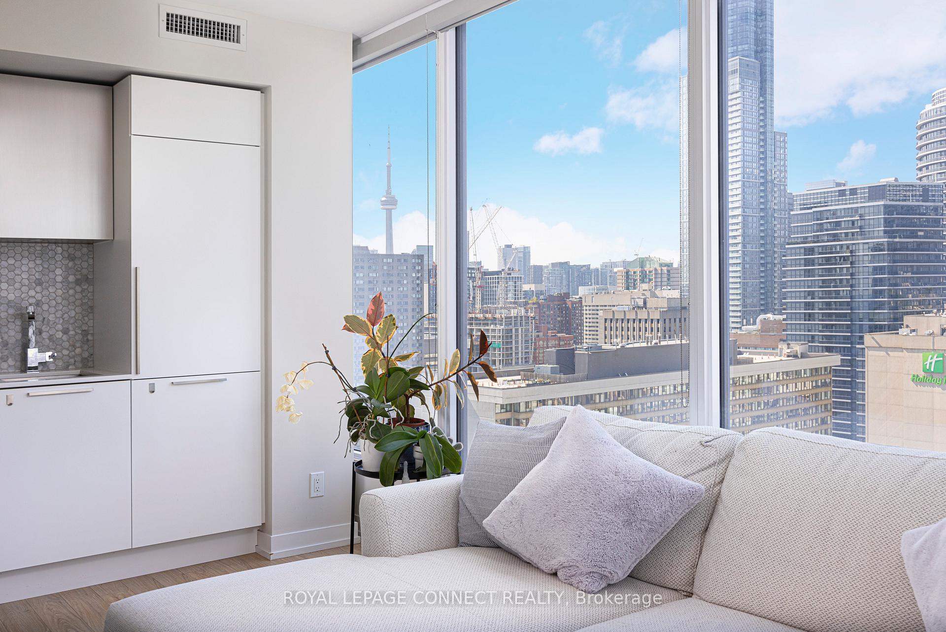 Photo 8 of Unit 2806, 85 Wood Street, Toronto, Church-Yonge Corridor — HOMEH
