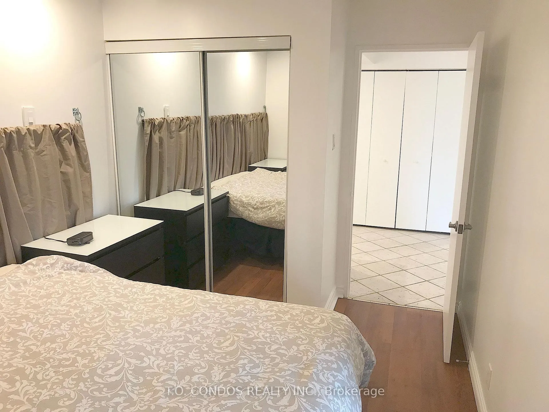 Photo 8 of Unit 719, 92 King Street E, Toronto, Church-Yonge Corridor — HOMEH
