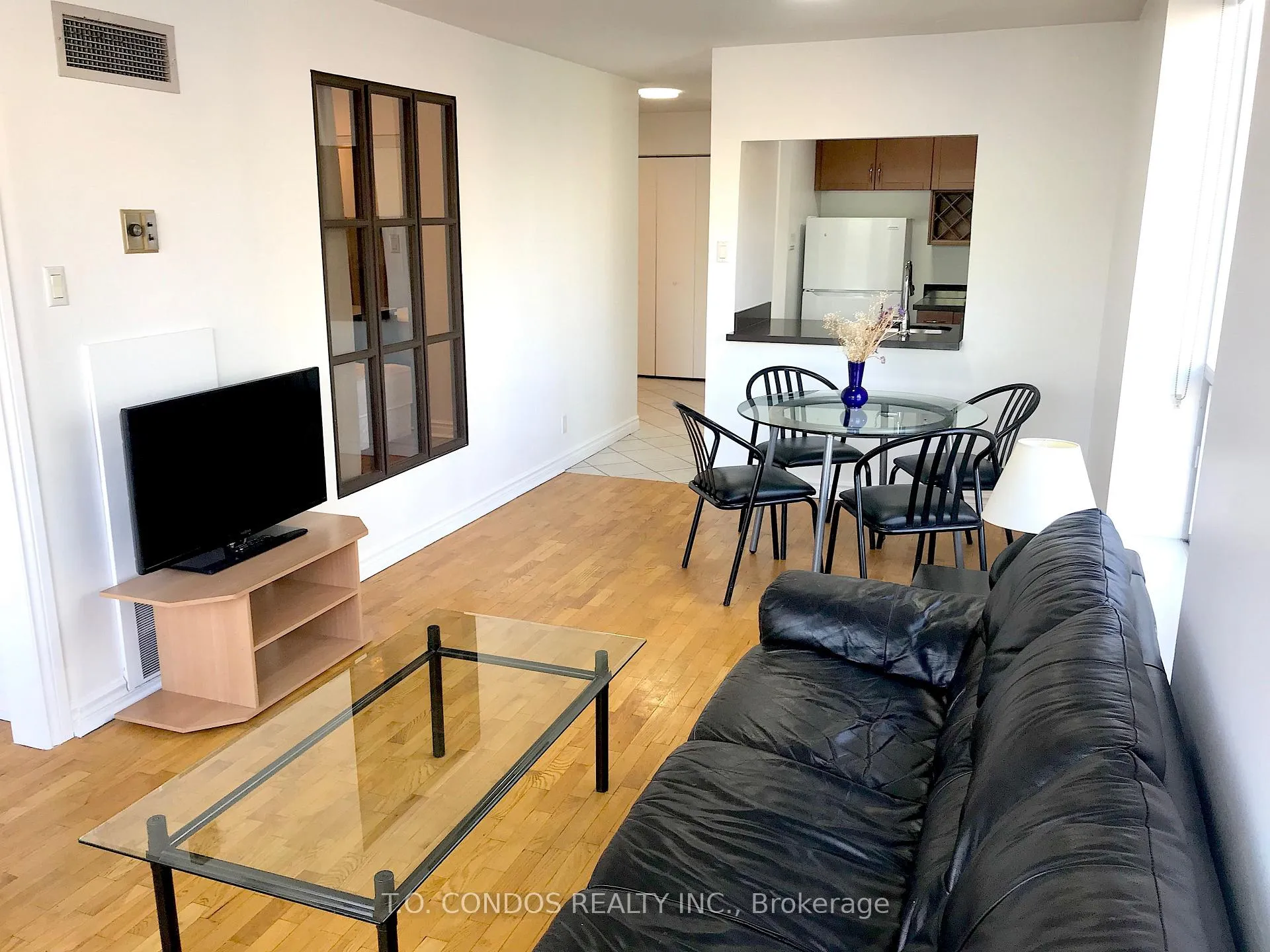 Photo 11 of Unit 719, 92 King Street E, Toronto, Church-Yonge Corridor — HOMEH