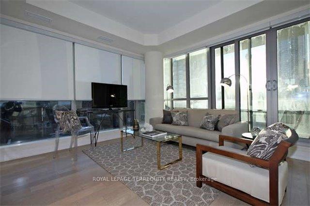 Photo 5 of Unit 609, 55 Front Street E, Toronto, Waterfront Communities — HOMEH