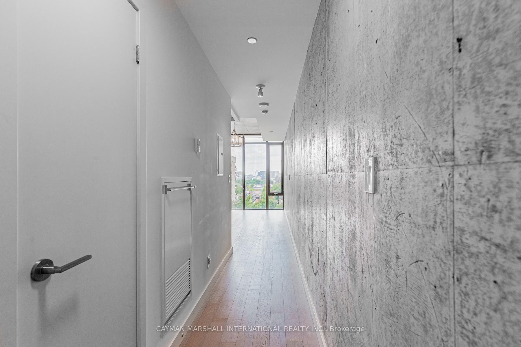 Photo 7 of Unit 708, 111 Bathurst Street, Toronto, Waterfront Communities — HOMEH
