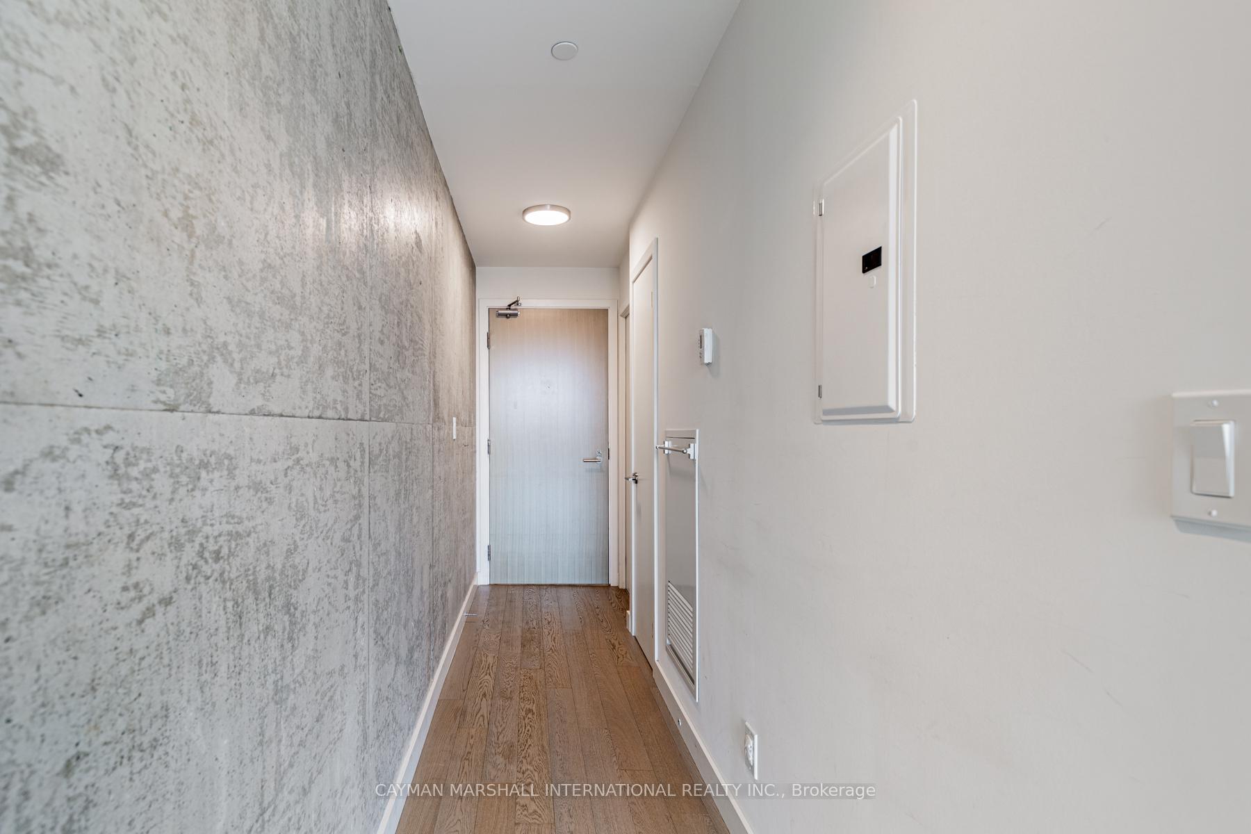 Photo 8 of Unit 708, 111 Bathurst Street, Toronto, Waterfront Communities — HOMEH