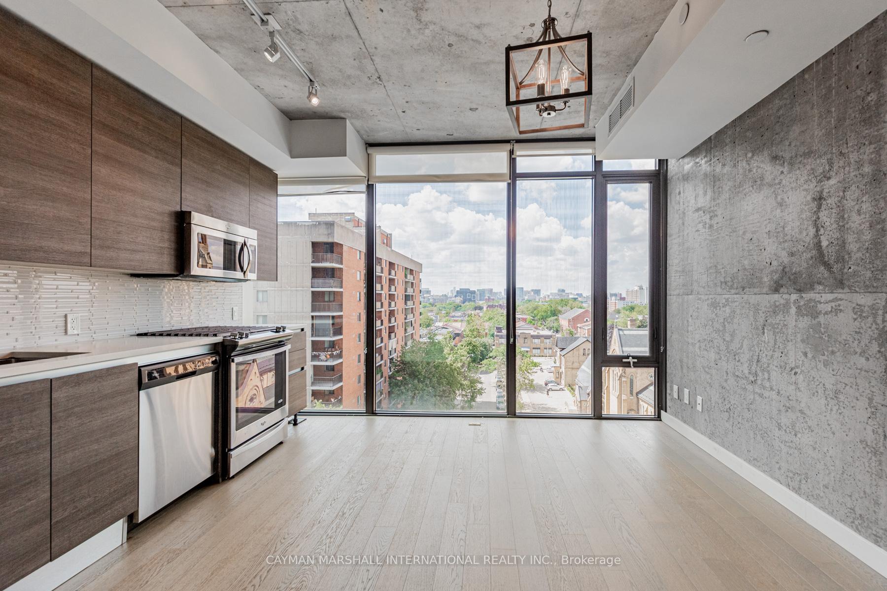 Photo 12 of Unit 708, 111 Bathurst Street, Toronto, Waterfront Communities — HOMEH