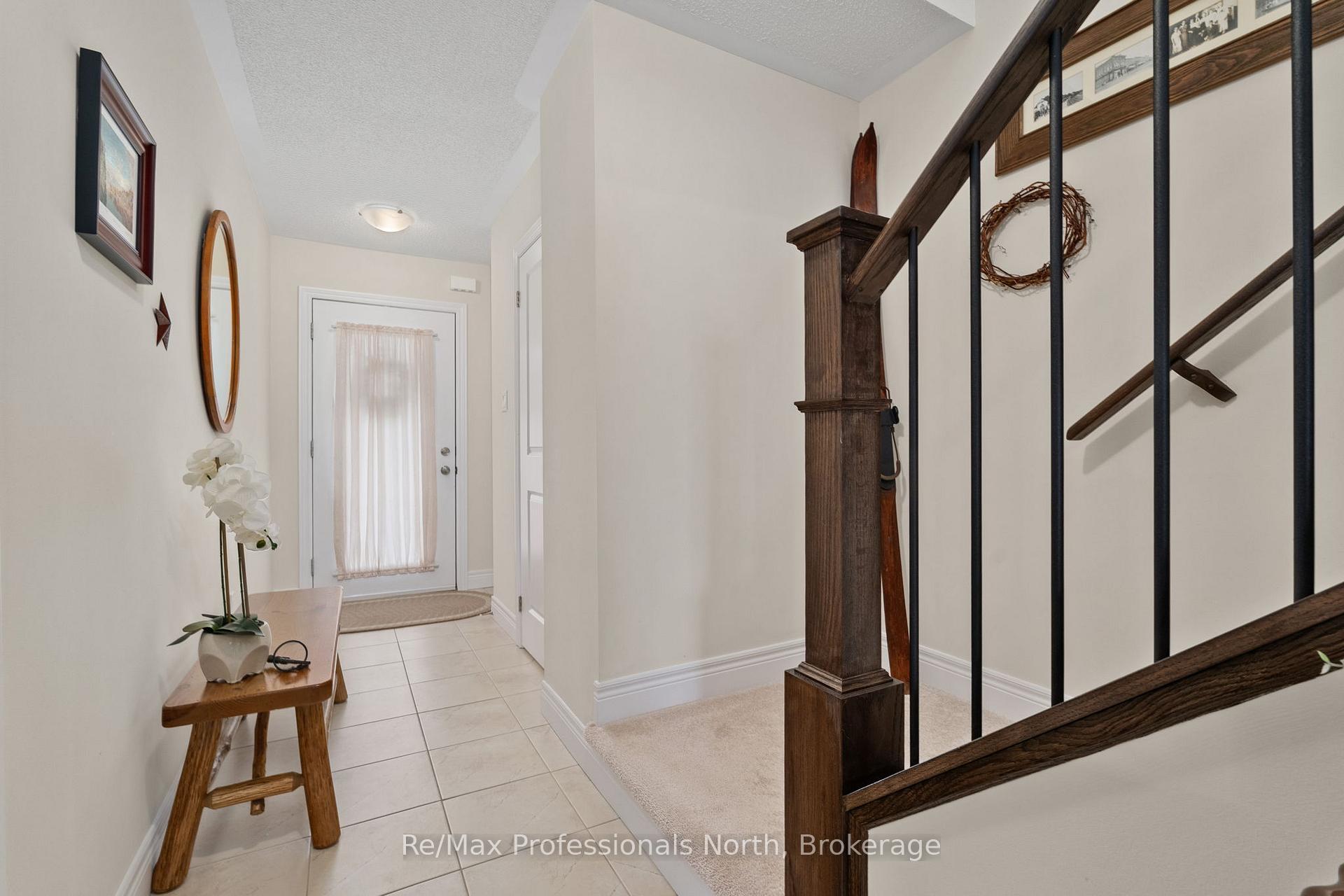 Photo 9 of 160 Daffodil Court, Gravenhurst, Muskoka (S) — HOMEH
